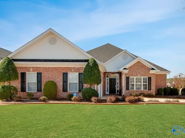 3200 Waterview Cir SE, Owens Cross Roads, AL 35763
