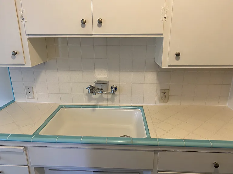 205 Avery Ln #3 — Photo 11