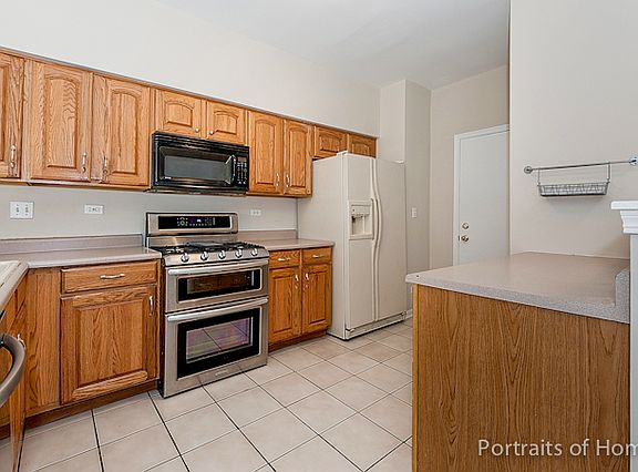 4th image of 1086 Parkhill Cir #34986C