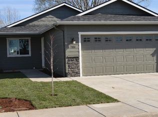 7416 Woodlake Dr, White City, OR 97503