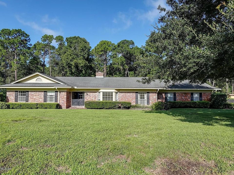 1st image of 7612 Hollyridge Cir