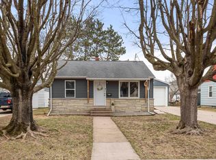 158 Robert St, Clintonville, WI 54929