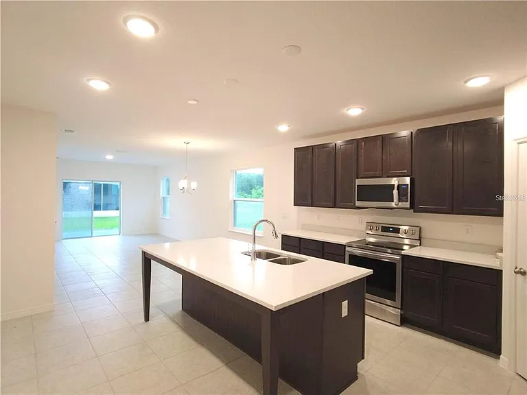 4428 Desert Rose Ave — Photo 2