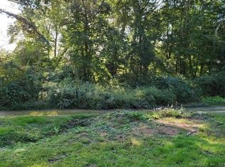 17 Rustic Way, Sterling, CT 06377