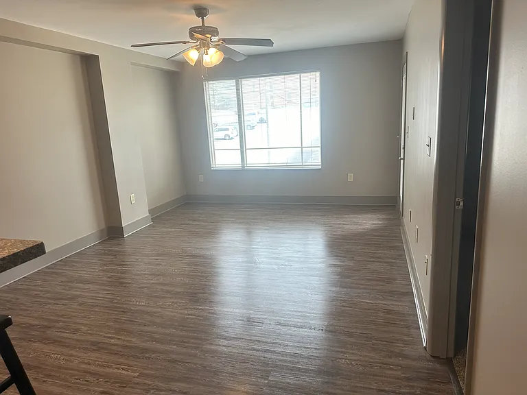 1735 Lake Ave #205 — Photo 17