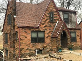 1021 N 5th St, Independence, KS 67301