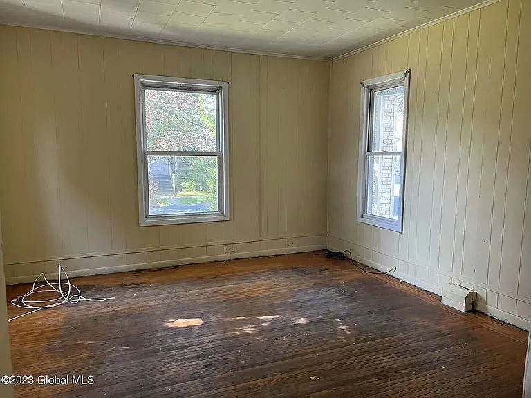 83 Prospect Ave — Photo 8