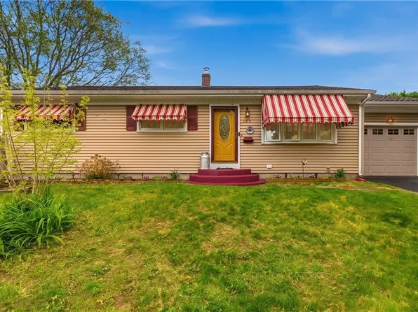 107 Irene Blvd, Woonsocket, RI 02895