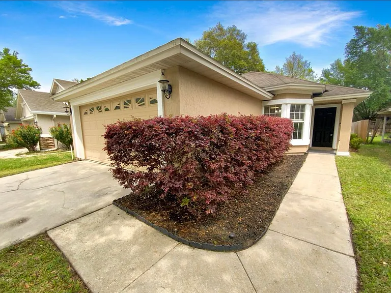 3851 Pebble Brooke Cir — Photo 2