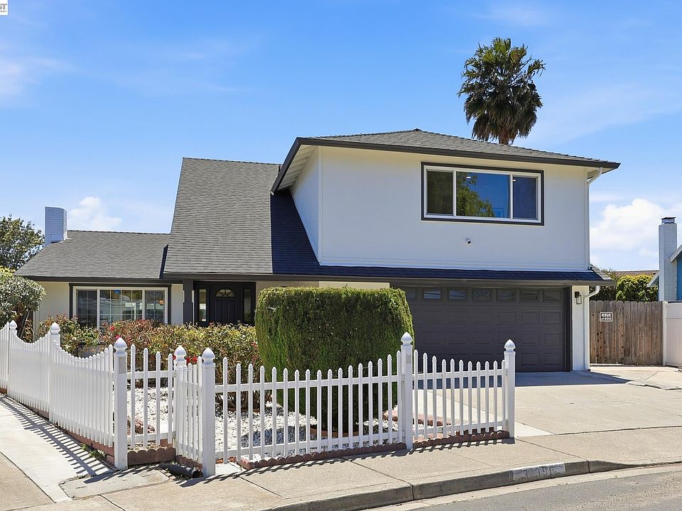 1st image of 31396 Santa Elena Way