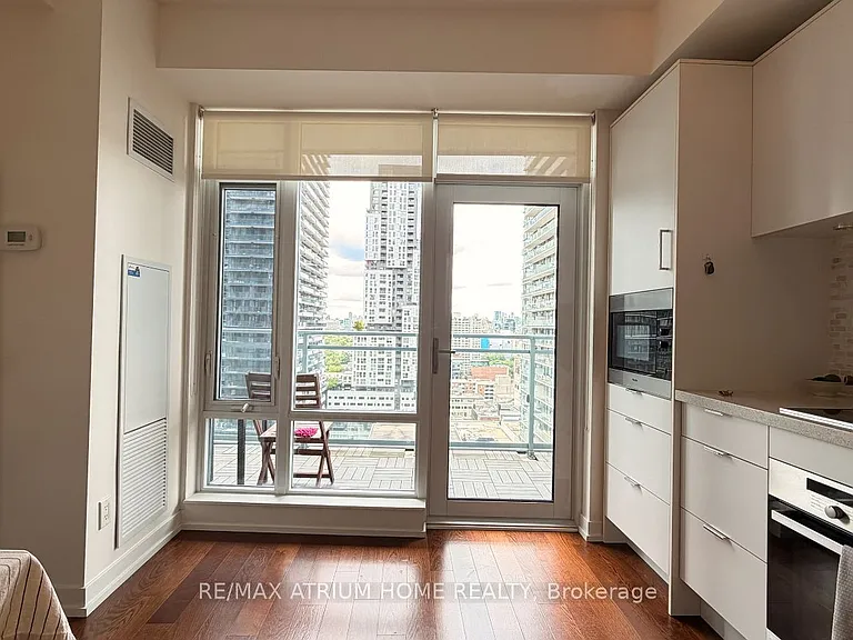 21 Widmer St #1903 — Photo 6
