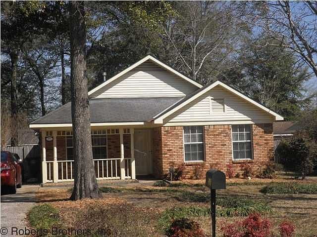 2nd image of 809 Linlen Ave