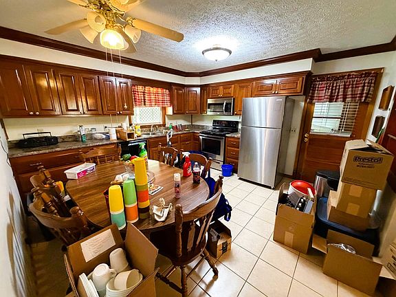 2nd image of 319 Sharon Dr