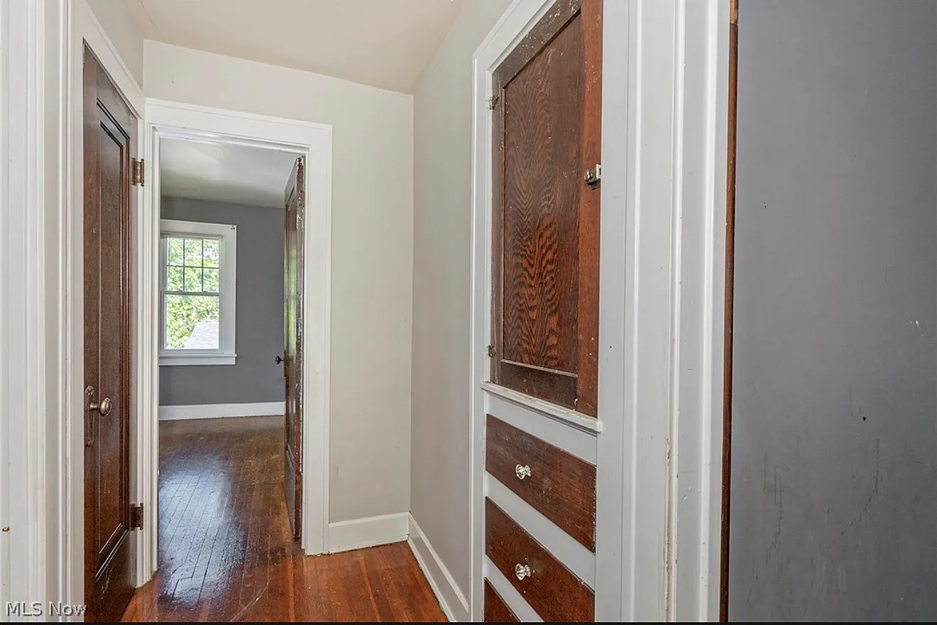 2 bed, 1150 sqft, $1,295 — Photo 2