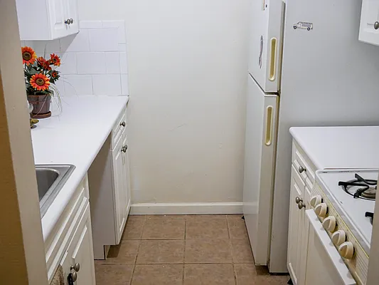 Sold by Compass | media 9