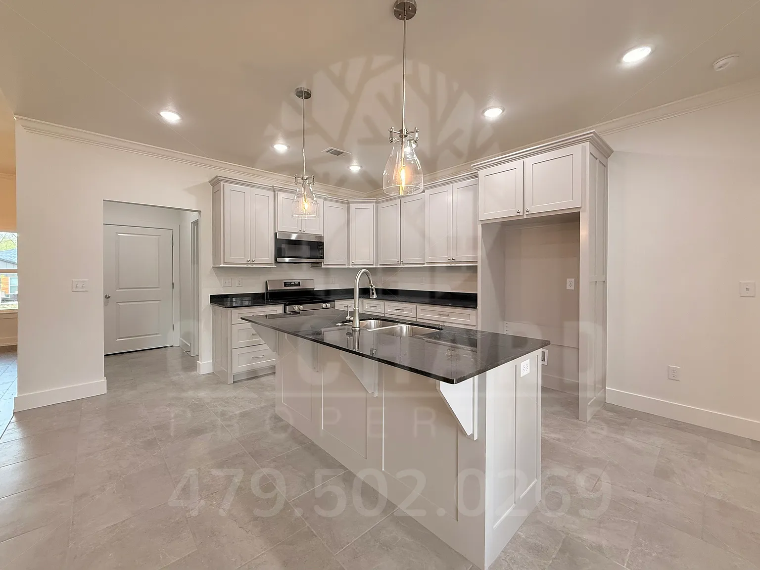 2 bed, 1675 sqft, $1,825 — Photo 3