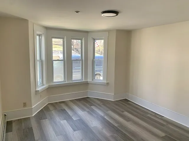 275 Pine St #1 — Photo 3