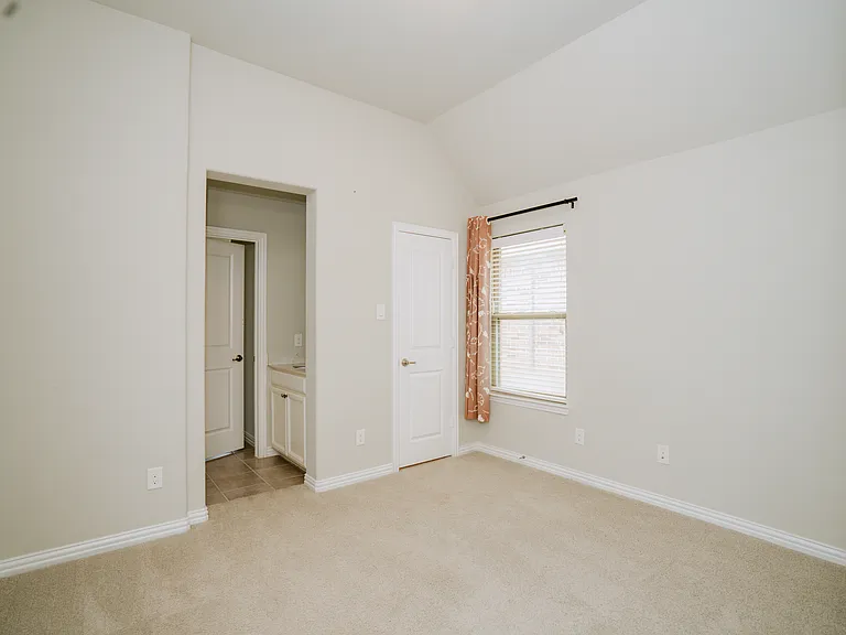 2620 Walnut Creek Ln — Photo 21