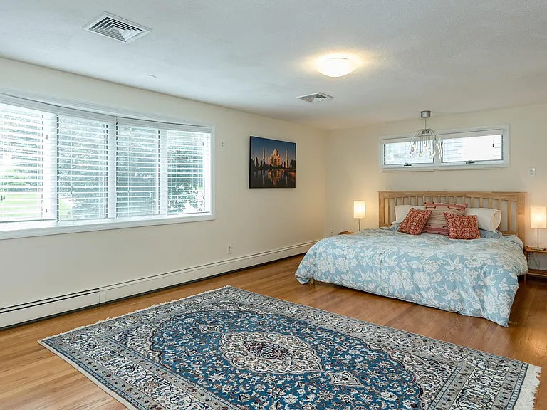 1 Radcliffe Rd — Photo 17