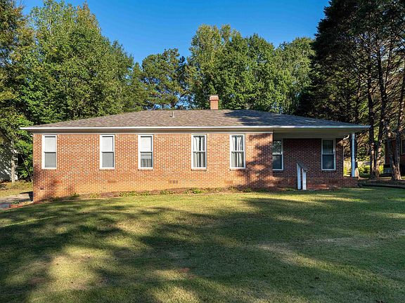 2nd image of 8441 Azalea Dr