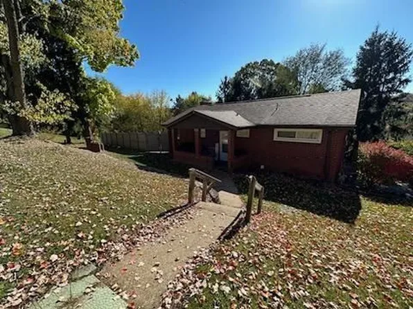 209 Terrace Ave, Leechburg, PA 15656