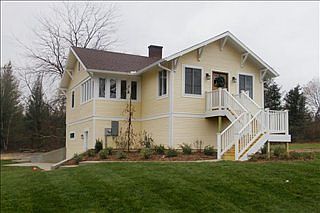 2nd image of 7224 Lakeview Ave