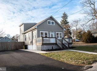 18 Highland Ave, Pine Hill, NJ 08021