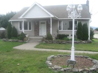490 S Keyser Ave, Taylor, PA