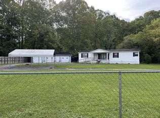 151 Alex Ave, Cedar Bluff, VA 24609