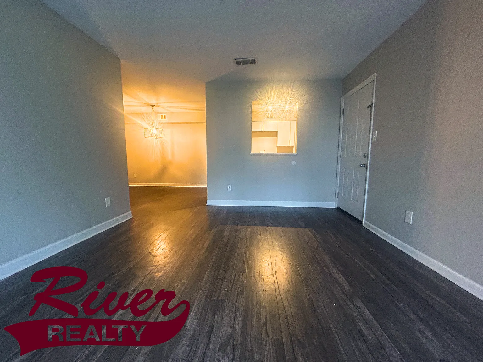 2 bed, 900 sqft, $1,125 — Photo 4