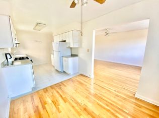 28-33 46th St #2, Astoria, NY 11103