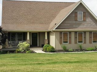 135 Timberline Dr, Washington, PA 15301