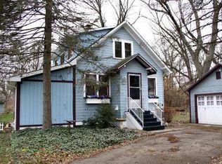 27774 W Ridge Ave, Ingleside, IL 60041