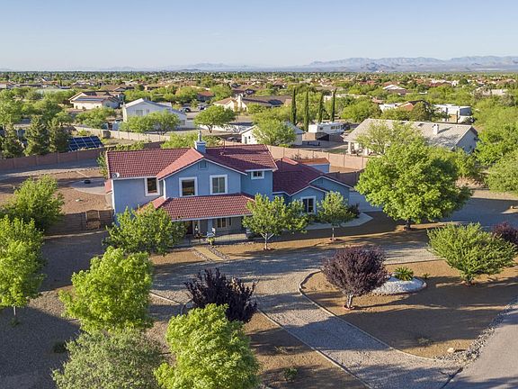 2nd image of 2887 E Eagle Rock Dr