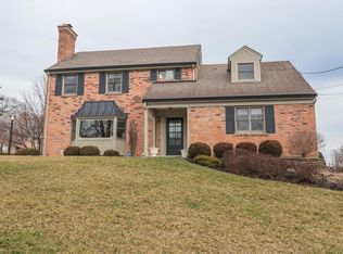 8 Observatory Hl, Cincinnati, OH 45208