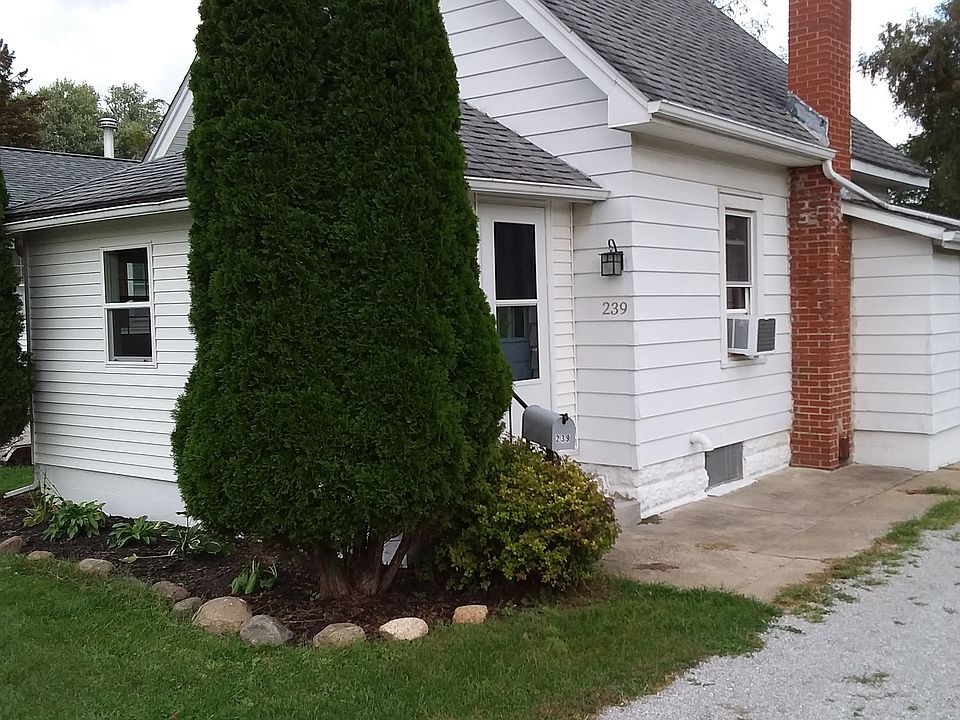 1st image of 239 Sherman Ave