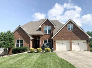 4210 Glaze Rd, Johnson City, TN 37601