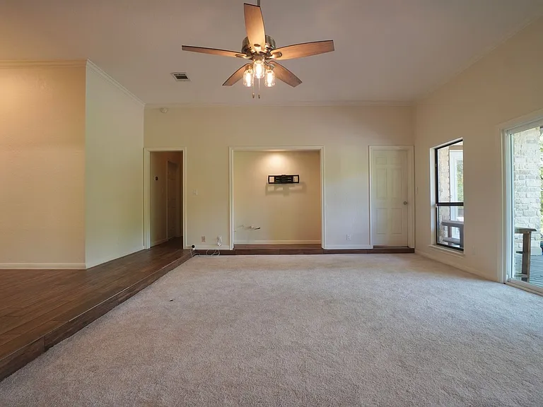 8 Woodhollow Trl — Photo 10