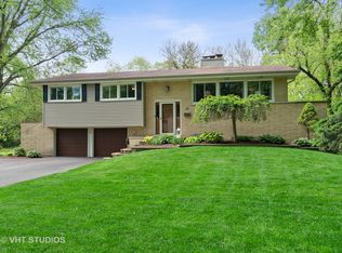 36 Golden Larch Ct, Naperville, IL