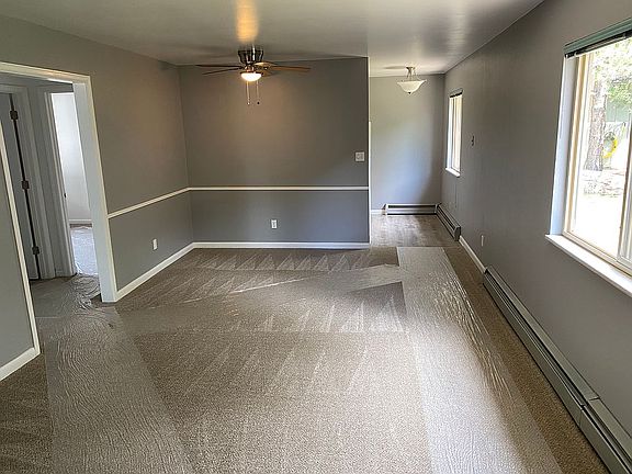 living/dining combination