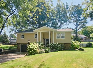 560 W Hubble Drive #W, Marshfield, MO 65706