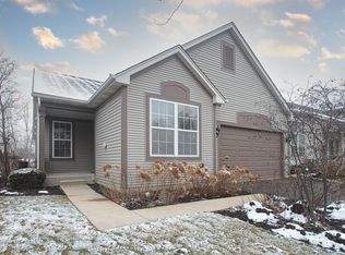 2049 Carillon Dr, Grayslake, IL 60030