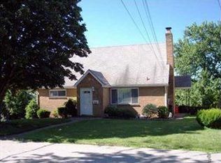 113 Vance Dr, Penn Hills, PA 15235