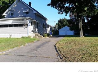 36 Webb St, Windsor Locks, CT 06096