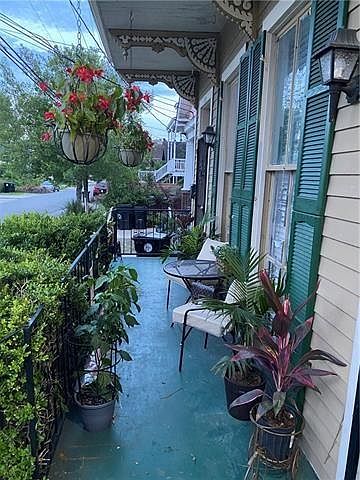 1st image of 5226 Annunciation St