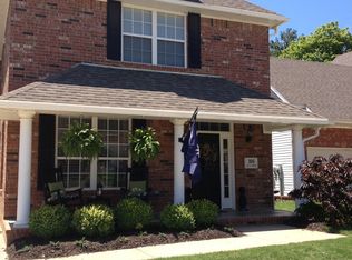 106 SE G Ct, Bentonville, AR 72712