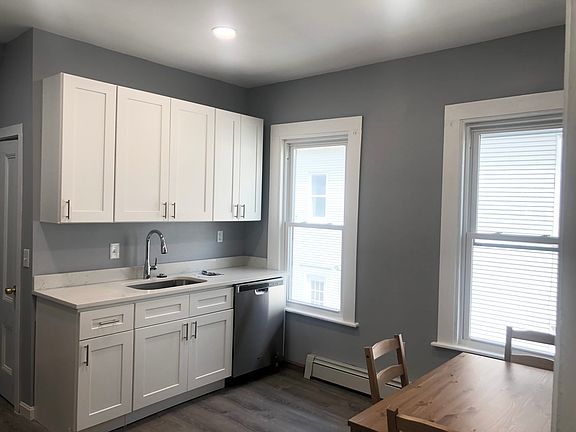 2nd image of 12 Dana St Unit 2