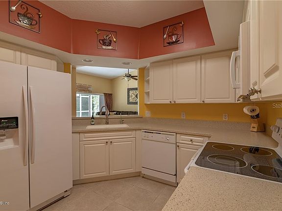 2nd image of 5415 Admiral Way #5-102