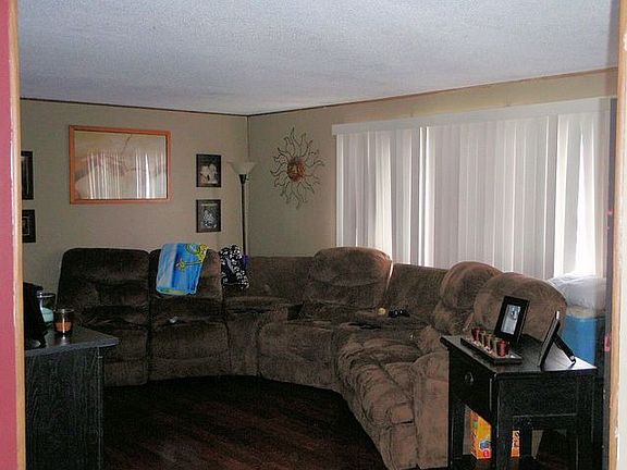 5th image of 728 26th St