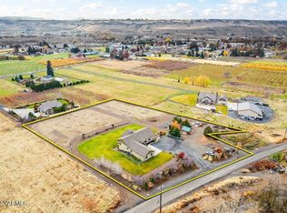 338 Clemans Dr, Naches, WA 98937